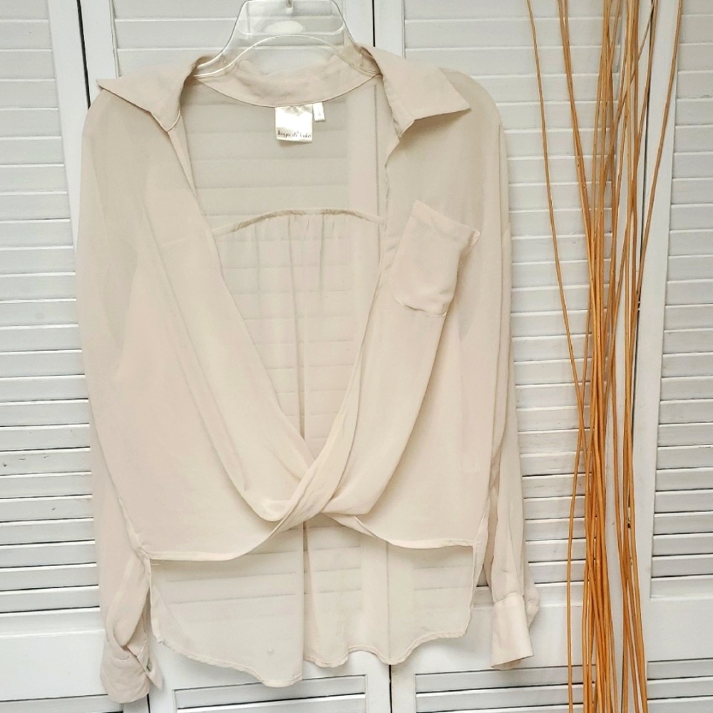 Kaya Di Koko Sheer Cream Blouse with Twist Front